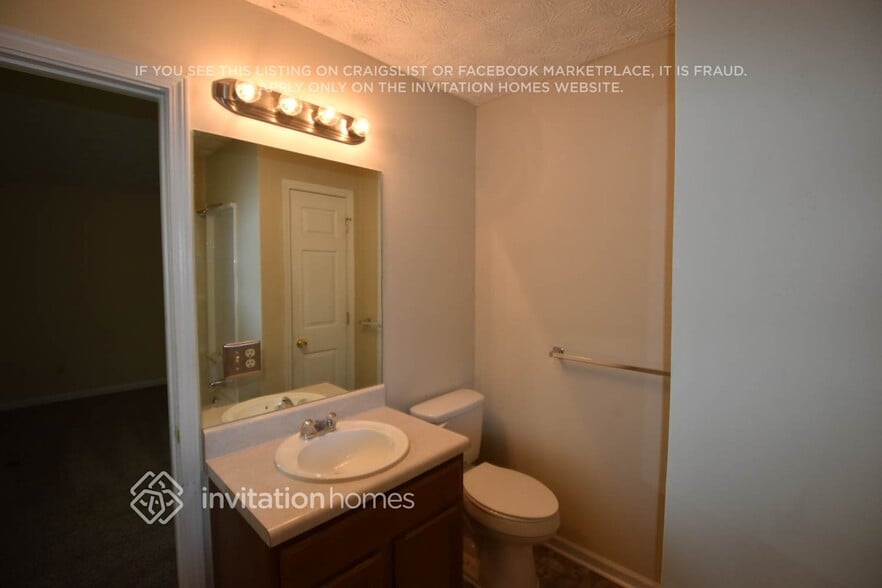 Building Photo - 259 Thornbrooke Dr
