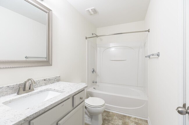 Building Photo - 5907 Landerwood Dr