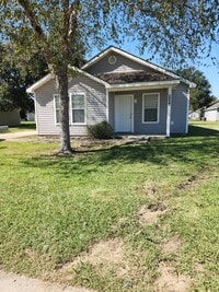 Building Photo - 5457 McClelland Dr