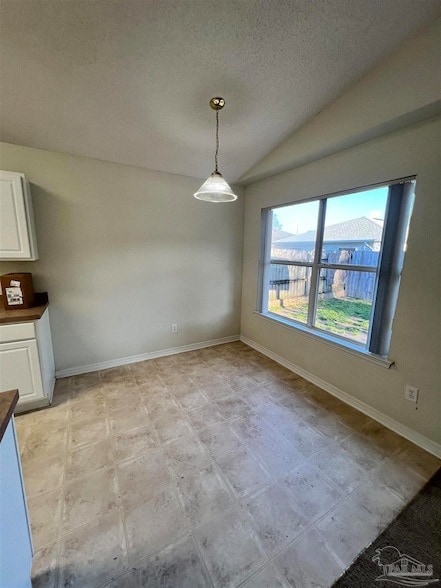 Building Photo - 5354 Cherub Cir