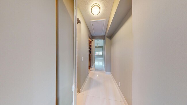 Building Photo - 4BD/3BA Single Family Home with Pool & Office/Den  ** Lawn Care & Pool Care Included **