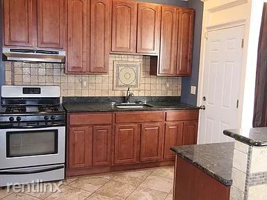 Building Photo - 4 br, 2 bath House - 5006 Erringer Pl