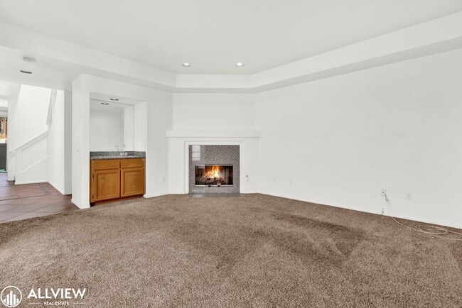 Building Photo - Spacious Coastal Condo with Rooftop Ocean ...