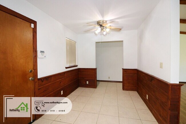 Building Photo - 1744 Kildare Dr