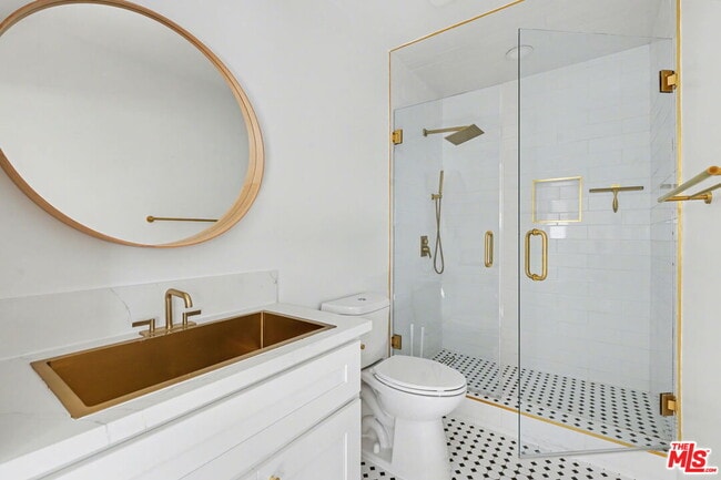 Building Photo - 516 Hill St