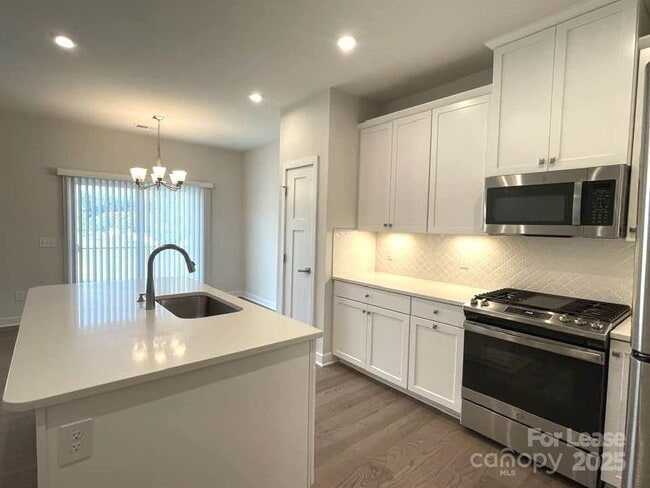Building Photo - 10476 Dalton Woods Ct NW