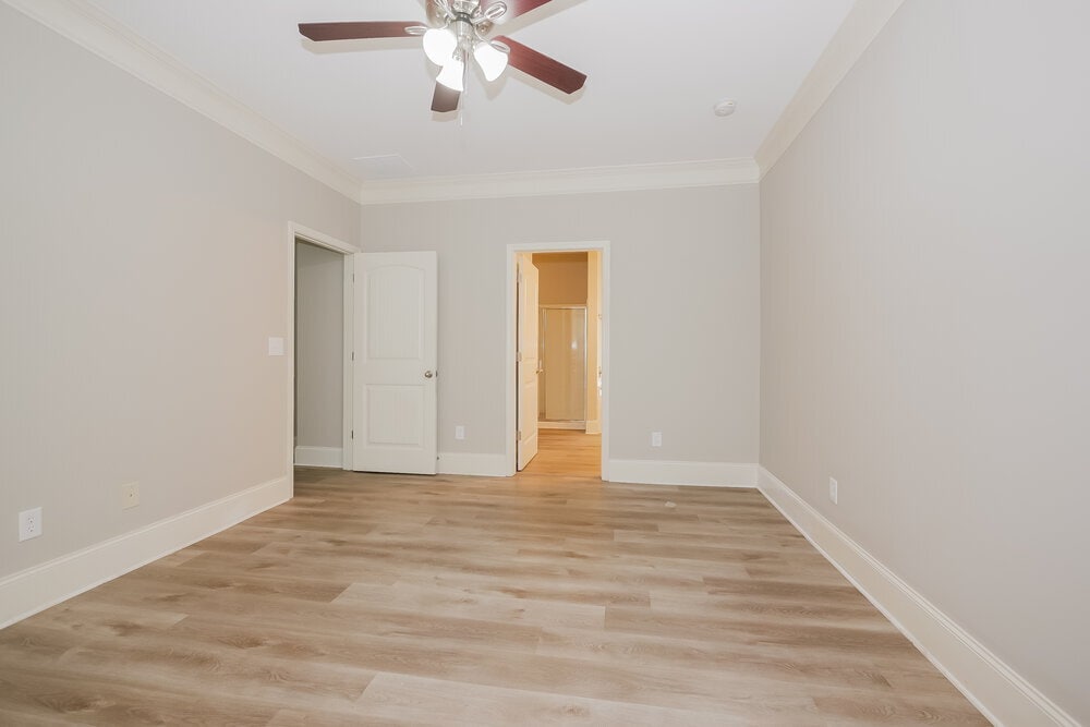 Building Photo - 236 High Ct Way