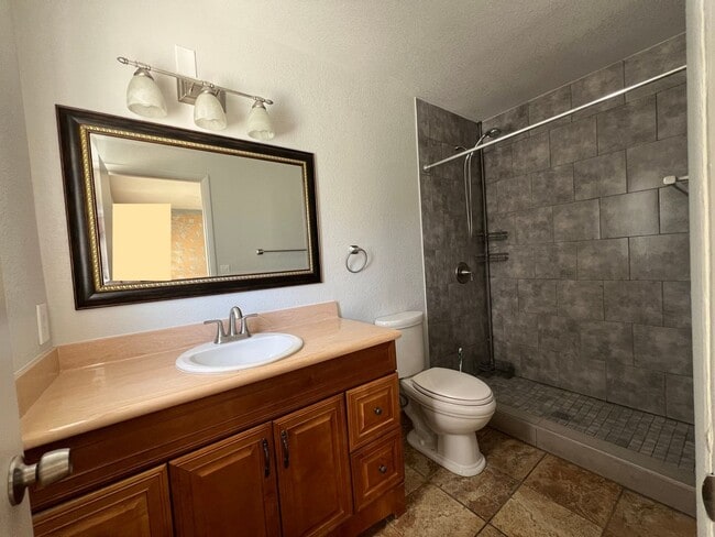 Building Photo - Spacious Single-Story 6-bed 3-bath Oasis with Private Pool and Spa in Spring Valley