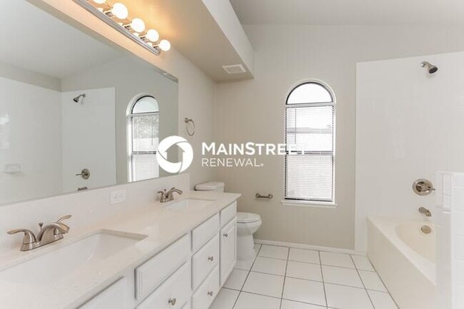 Building Photo - 3 Bedroom Pet-Friendly Home in LAS VEGAS, ...