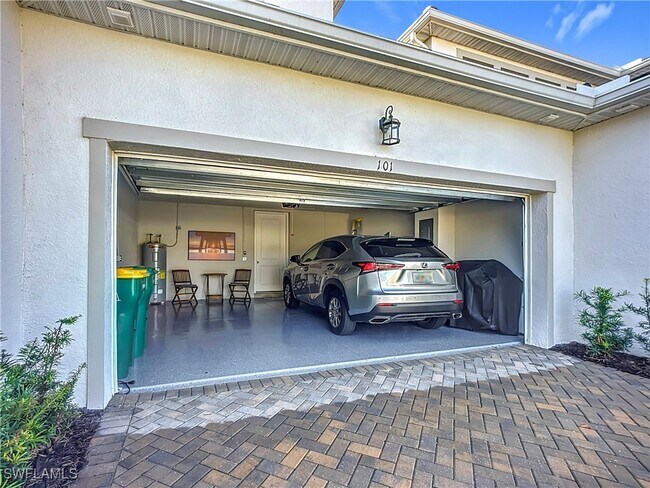 Building Photo - 4664 Arboretum Cir