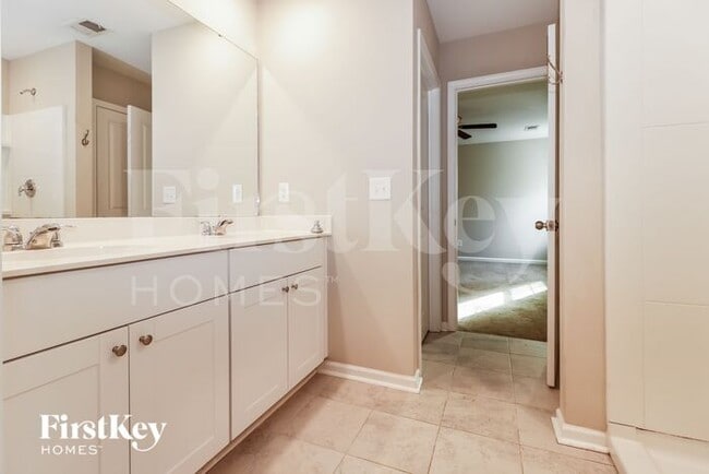 Building Photo - 569 Merrywood Dr