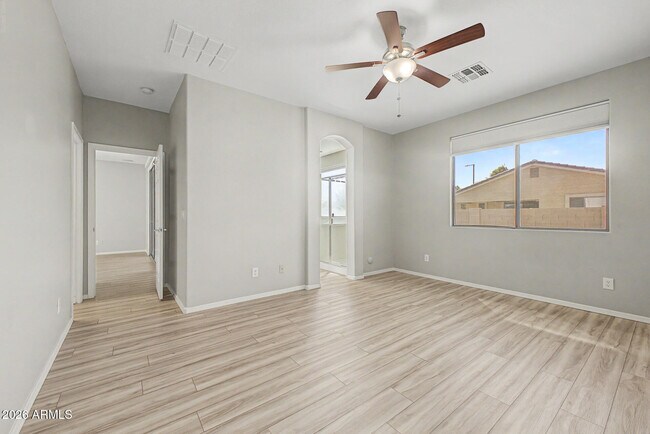 Building Photo - 15207 W Windward Ave