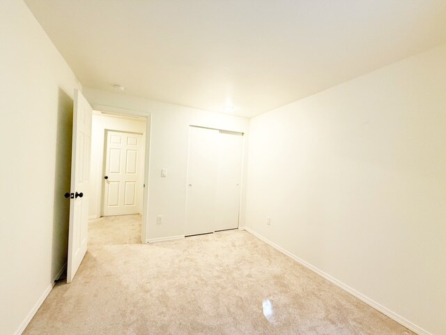 Building Photo - 1313 NW Slate Ln