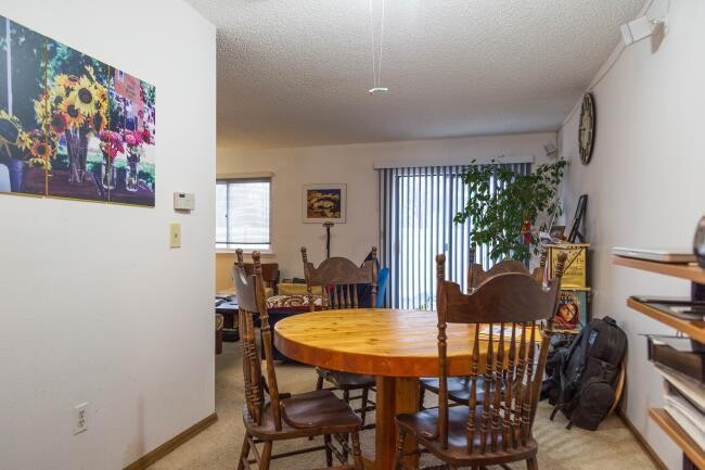 Building Photo - 3 Bedroom Corner Unit in Centaur Village W...