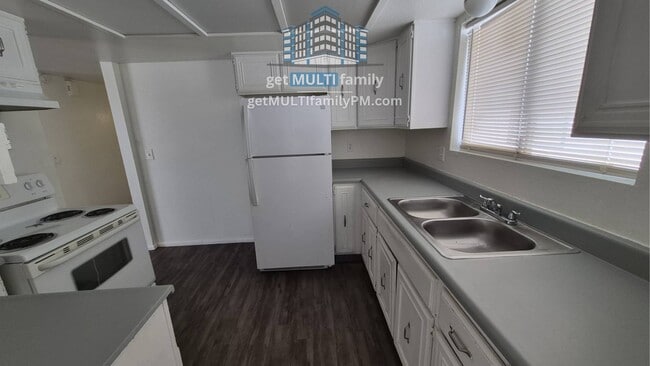 Building Photo - 334 N McQueen Rd