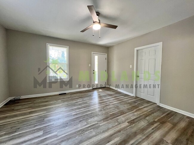 Building Photo - 320 Corley St