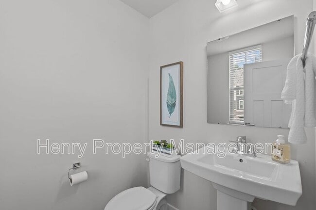 Building Photo - 1329 Channing Park Cir