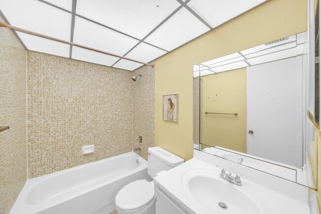Building Photo - 3070 NW 48th Terrace