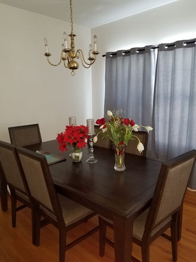 Building Photo - Available in Colchester