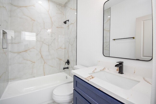 Building Photo - 7973 Joy St