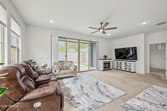 Building Photo - 20398 W Elm Dr
