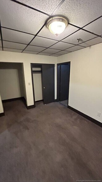 Building Photo - 149 Main St