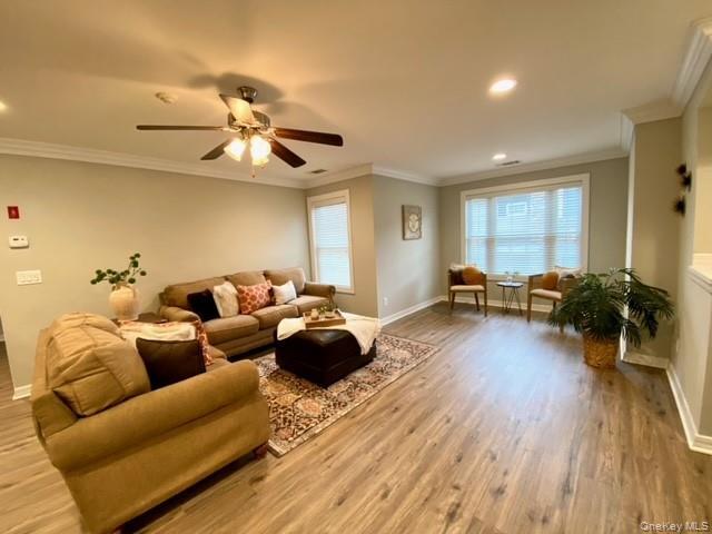 Building Photo - 1302 Vista View Dr