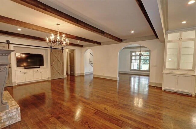 Building Photo - 1178 Chambord Way NE