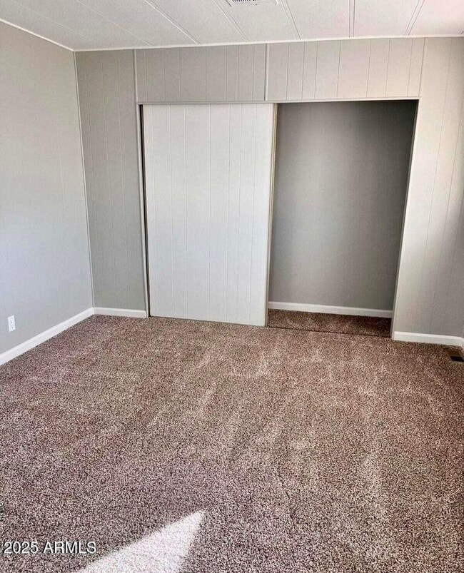 Building Photo - 2501 W Wickenburg Way
