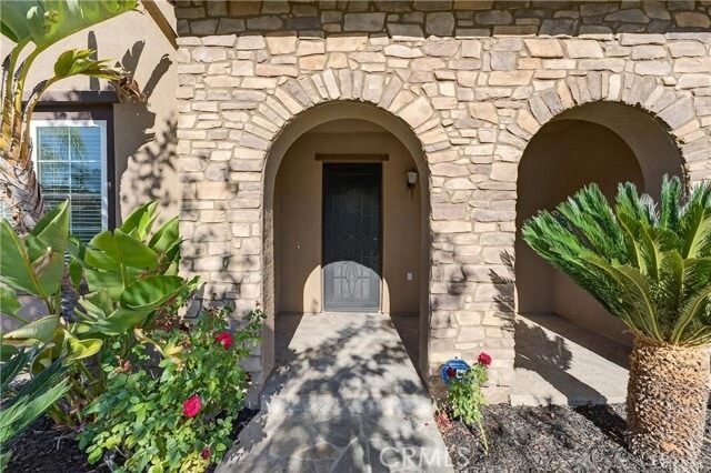 Building Photo - 16154 Skyridge Dr