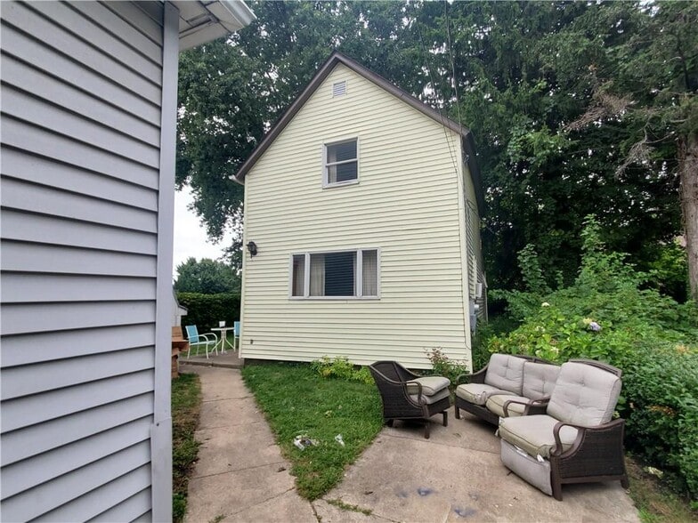 Building Photo - 733 Pennsylvania Ave