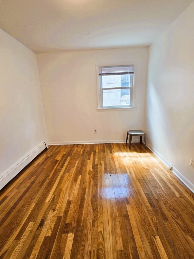 Building Photo - 777 Montgomery St