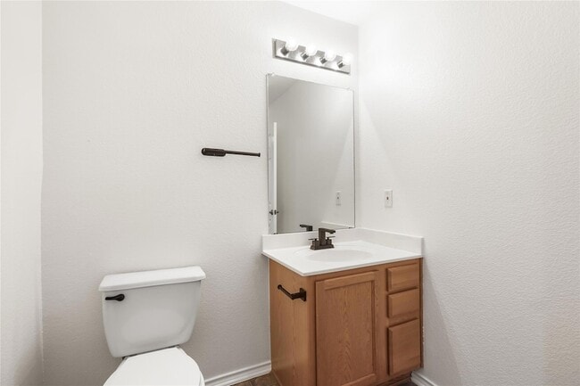 Building Photo - 2010 Ashberry Trail