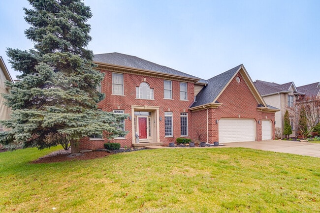 Building Photo - 3423 Goldfinch Dr