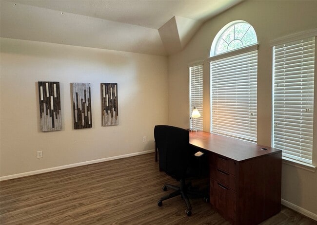 Building Photo - 21818 Saragosa Pond Ln