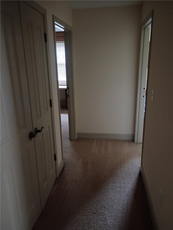 Building Photo - 203 Kelly Rd