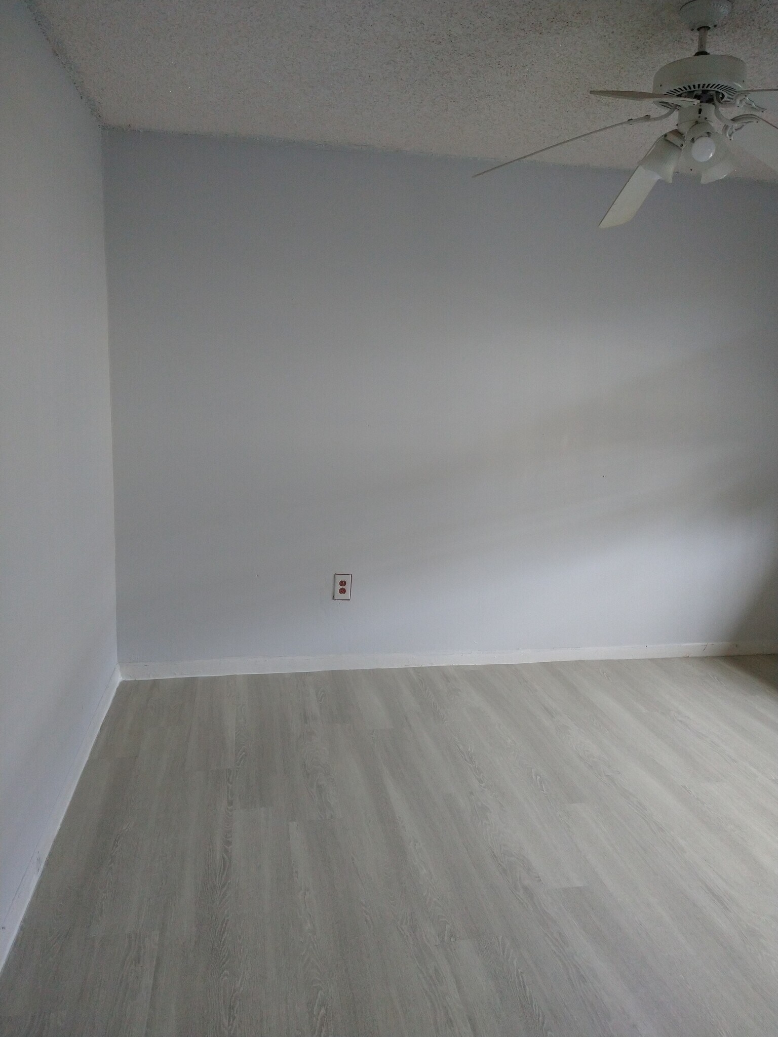 Building Photo - 335 NW 50th St