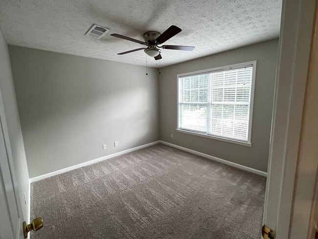 Building Photo - 10055 Lauren Hall Ct