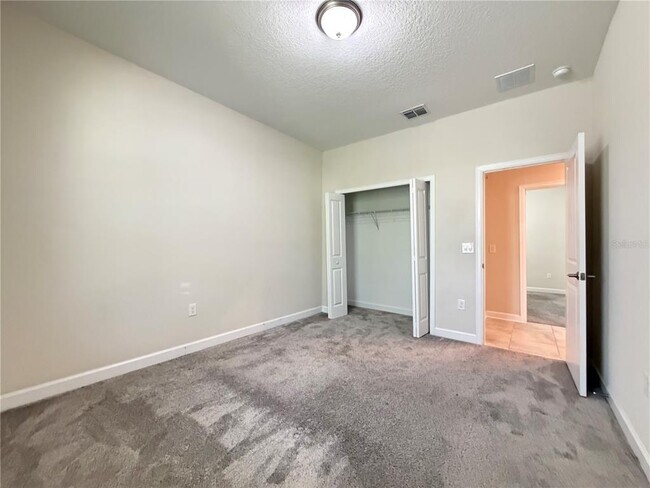 Building Photo - 4921 Lotta Ct