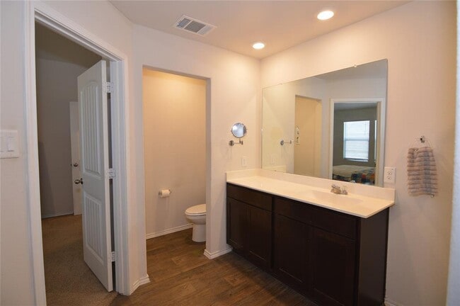 Building Photo - 109 Black Wolf Run