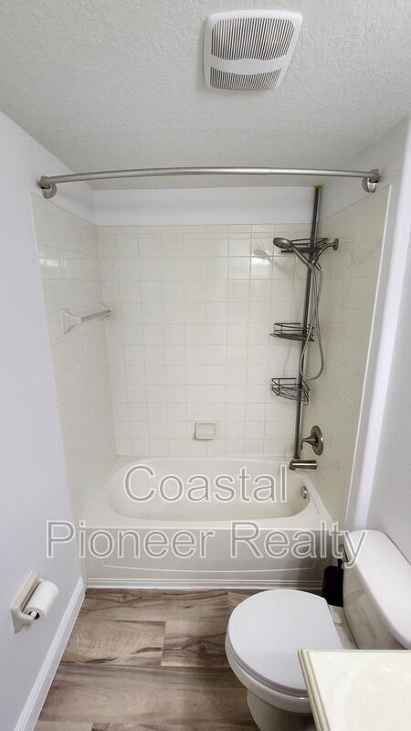 Building Photo - 11404 Holmbridge Ln