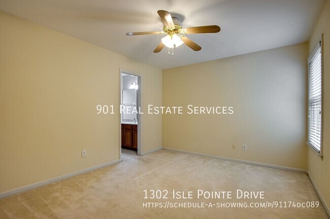 Building Photo - 1302 Isle Pointe Dr