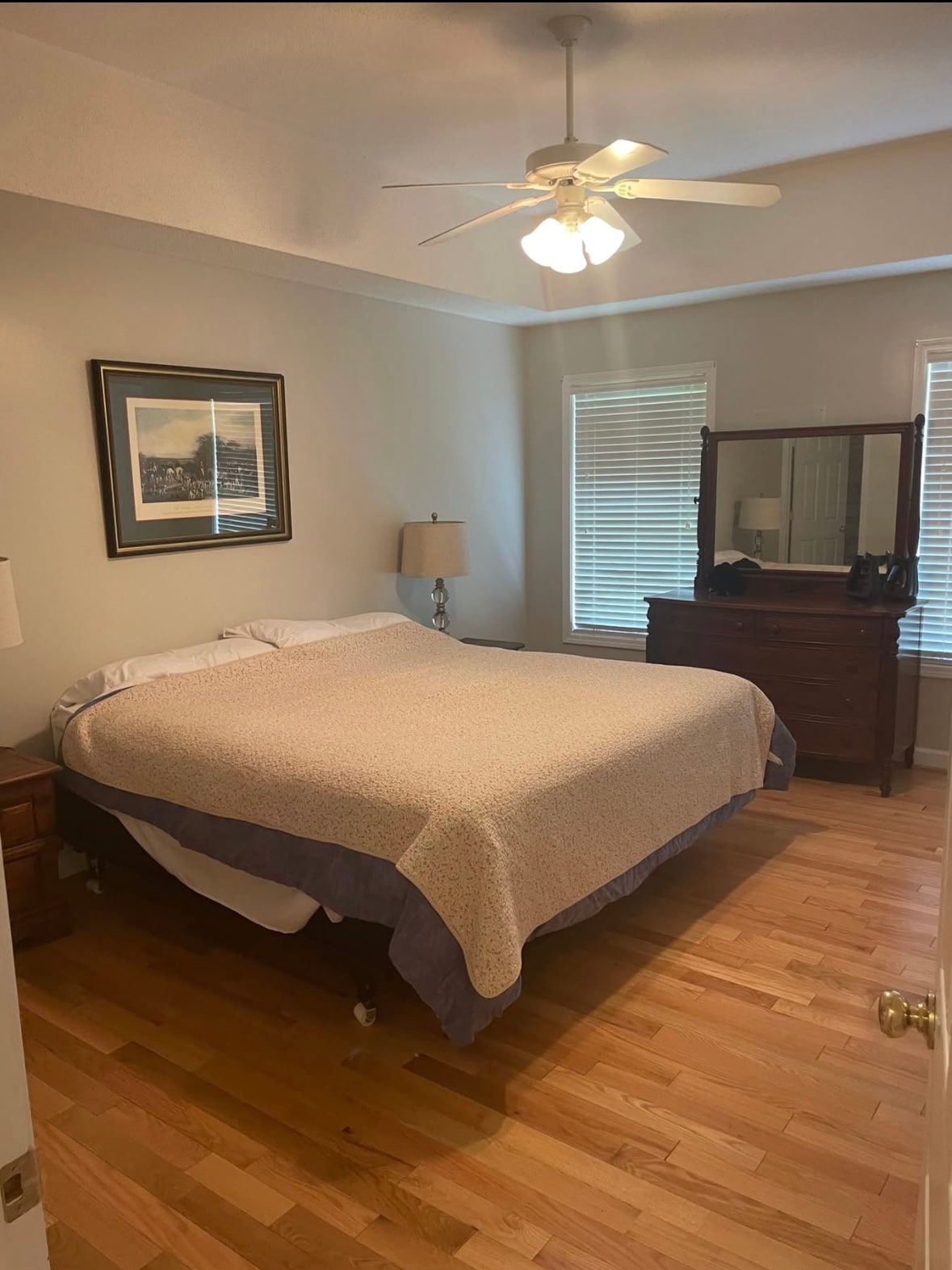 Master - 279 N Oak Ave