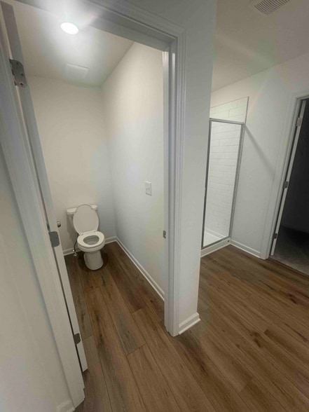 Building Photo - 133 Rolling Mdw Wy