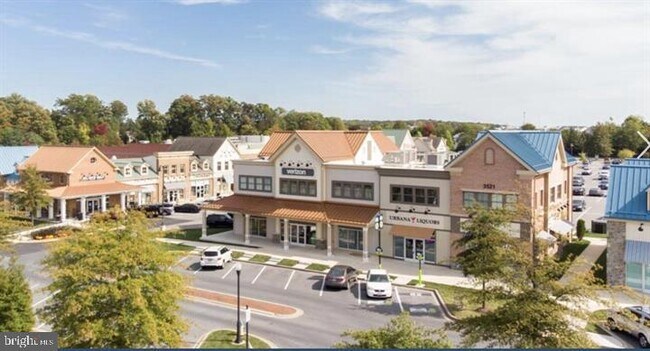 Building Photo - 9526 Hyde Pl