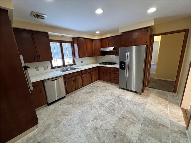 Building Photo - 2444 Rhonda Dr