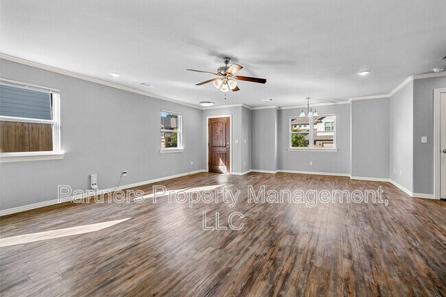 Building Photo - 1342 N Sicily Ln