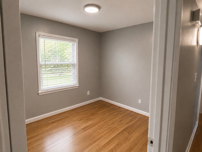 Building Photo - 5103 Mediterranean Ct