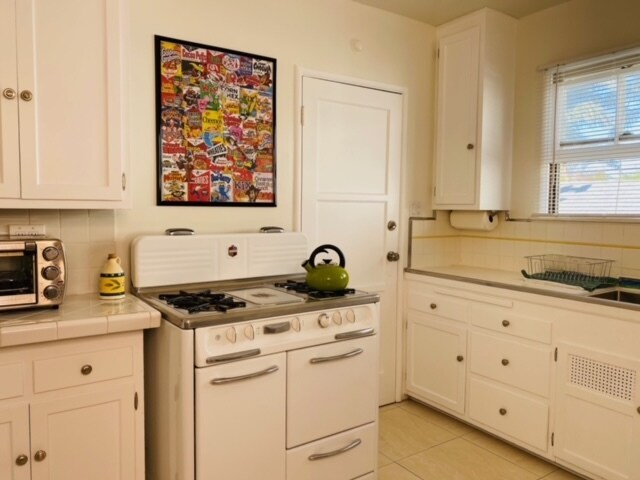 Kitchen - 1286 Devon Ave