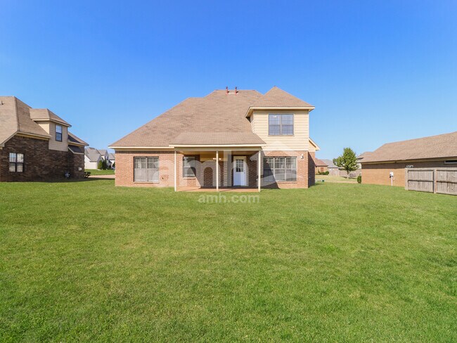 Building Photo - 6329 Asbury Pl